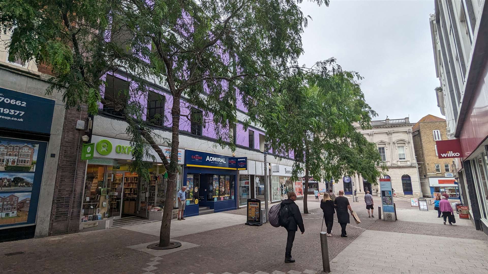 Residents say the purple boarding is an "eyesore"