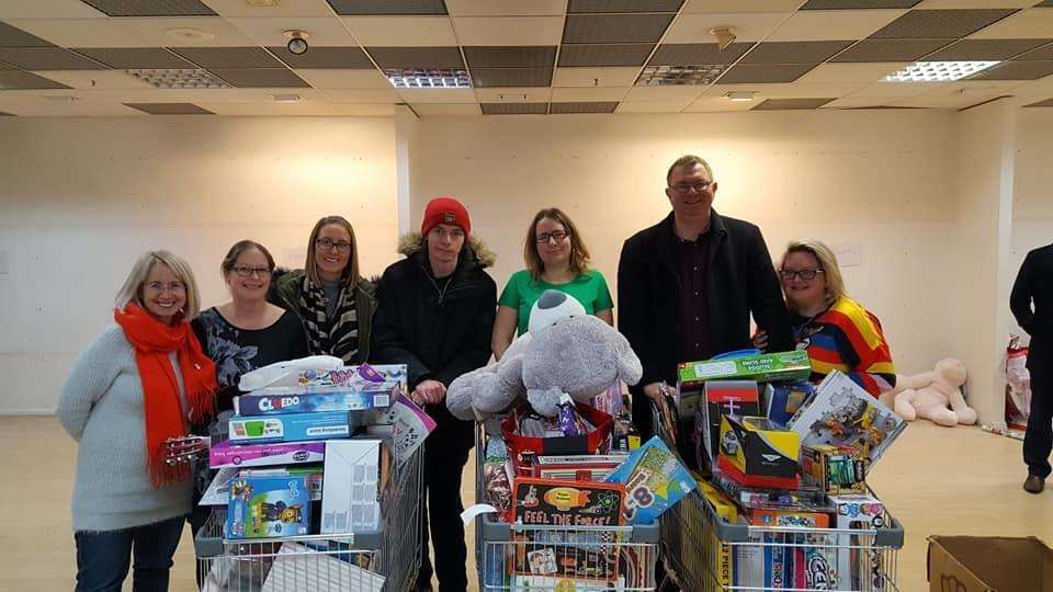 Volunteers Alina Gaskin, Mandy Garford, Rachael Martin-Smith, Stuart Potton, Jonathon Hawkes and organisers Kelly Grehan and Sarah Crook