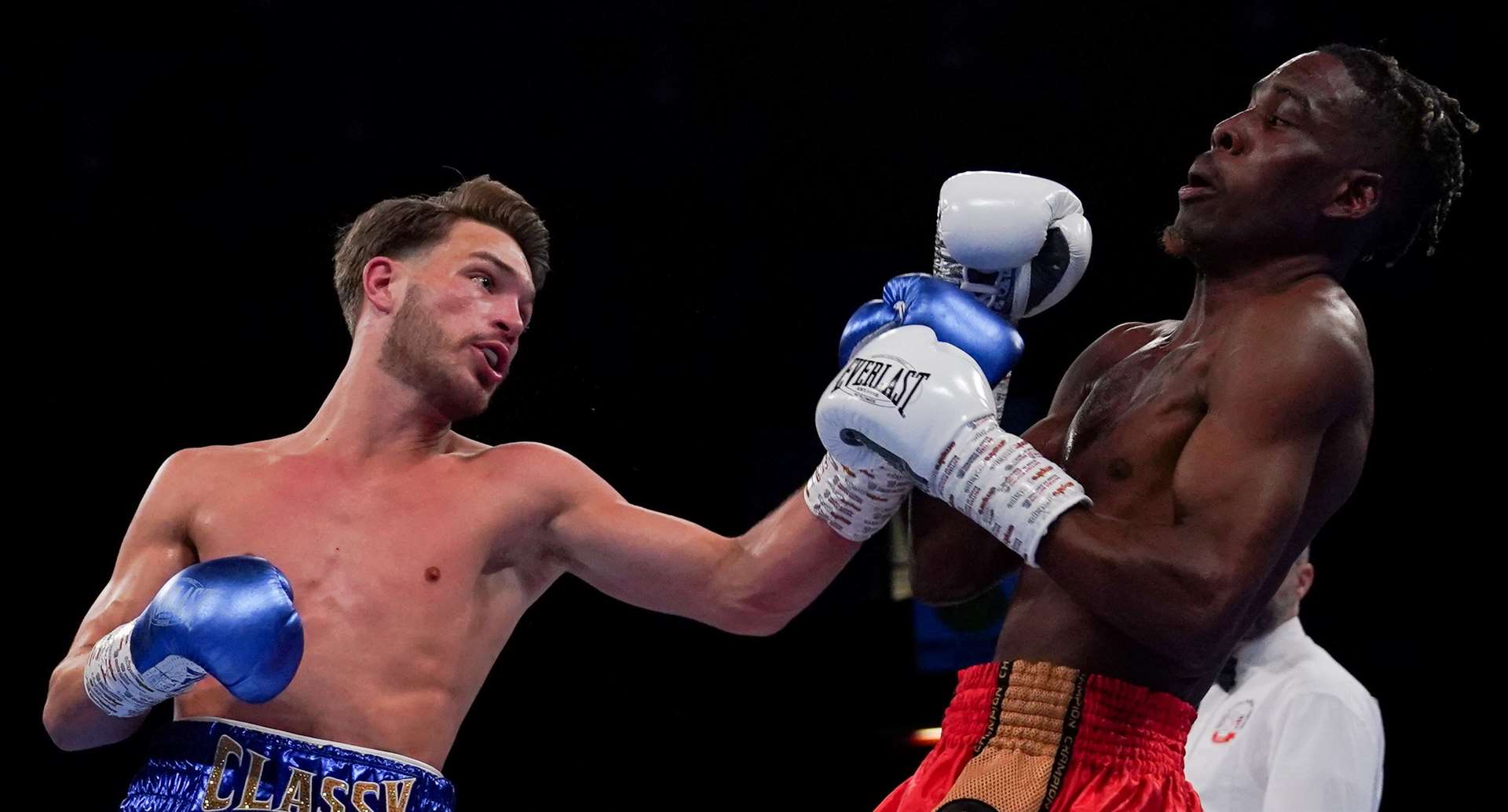 Medway’s Charlie Hickford goes toe-to-toe with Yin Caicedo on Saturday on his way to victory. Picture: Stephen Dunkley/Queensberry Promotions