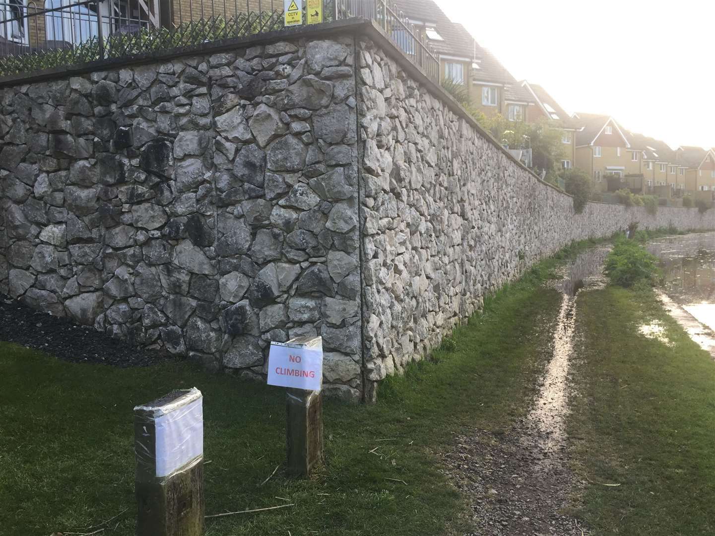 Ms Barrett's rear wall backs onto the River Medway