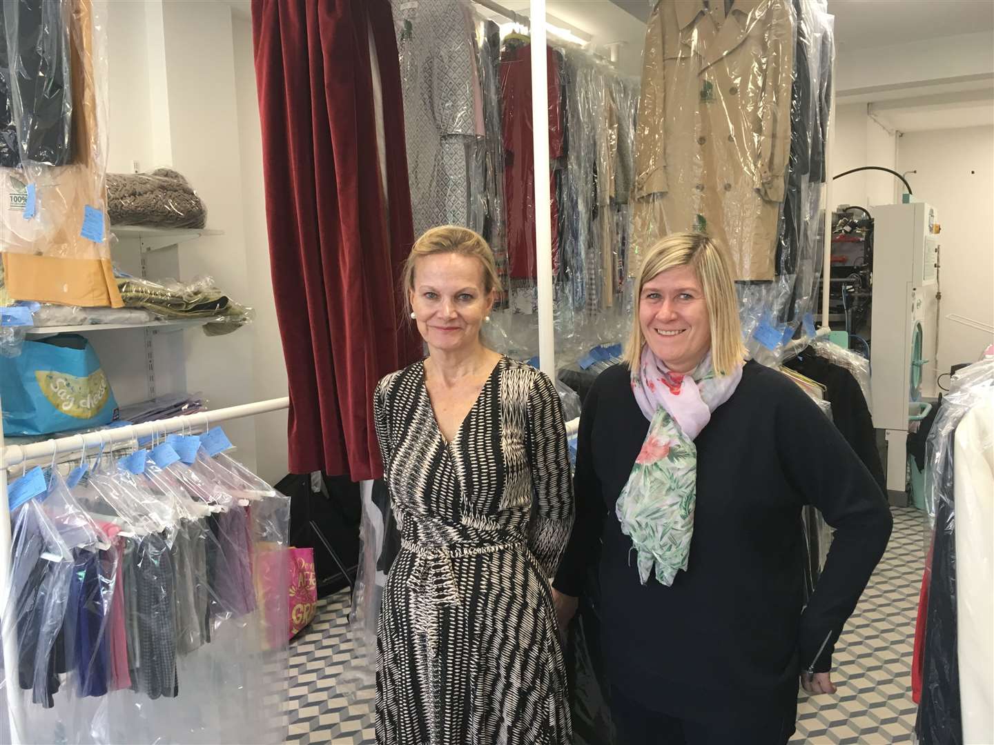 Liz Stone and Lynda Blake - who run the Mark Michaels dry cleaners in Margate (7837679)