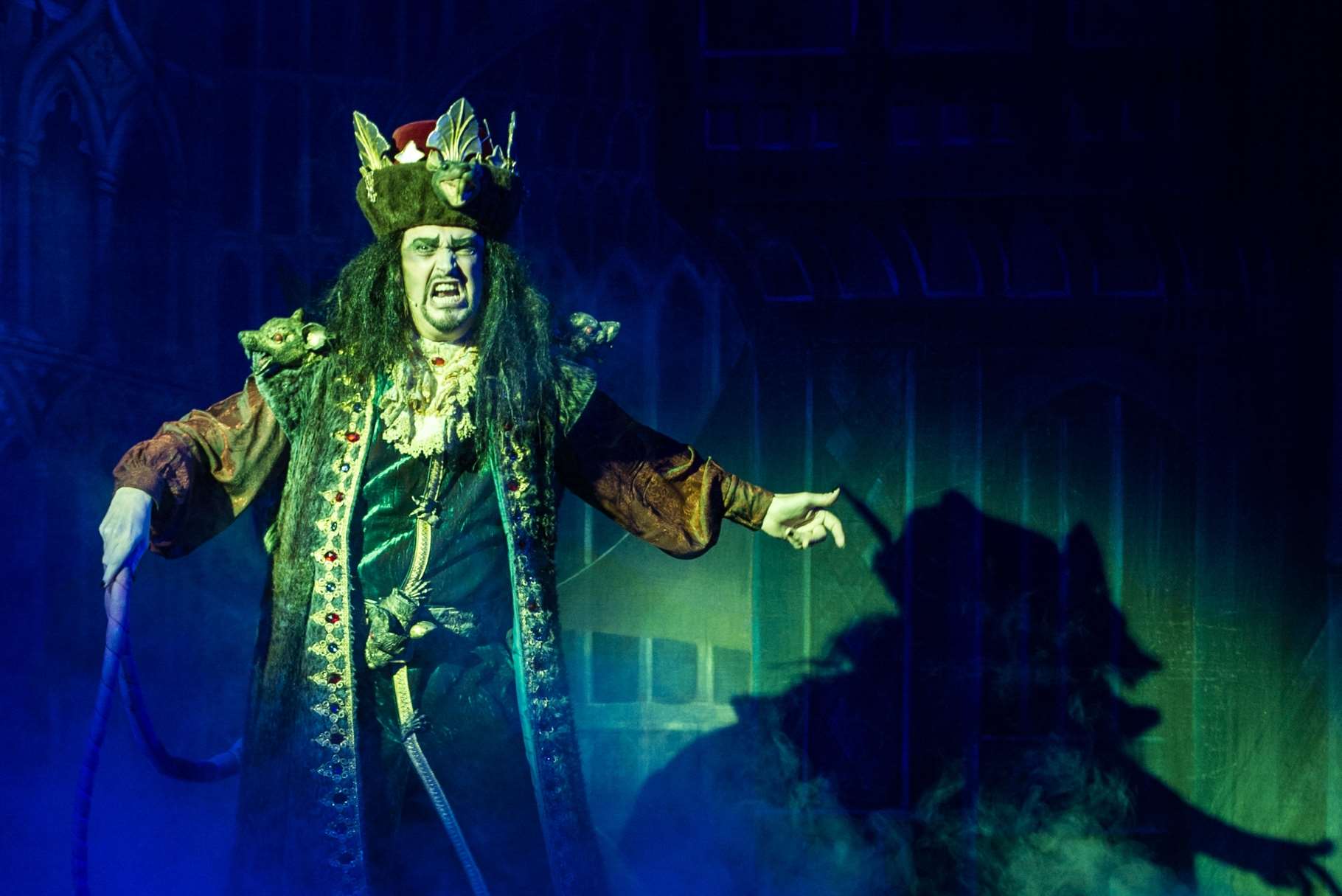 Pete Gallagher as King Rat. Picture: Craig Sugden