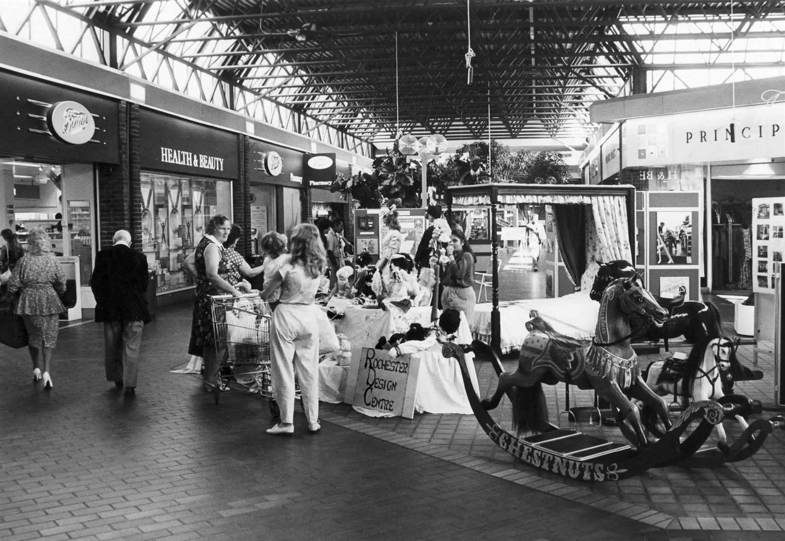 Inside the Sava Centre, now Hempstead Valley, in 1989