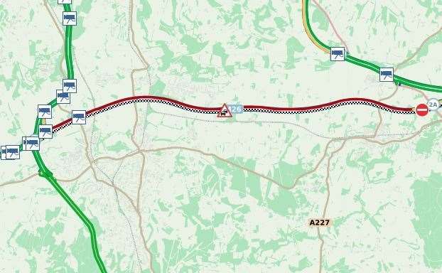 M26 closed after overturned car (13134524)