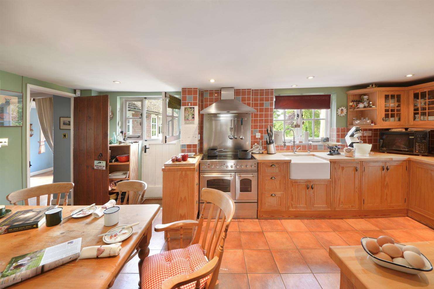 The kitchen/dining area Criols Court, Shadoxhurst