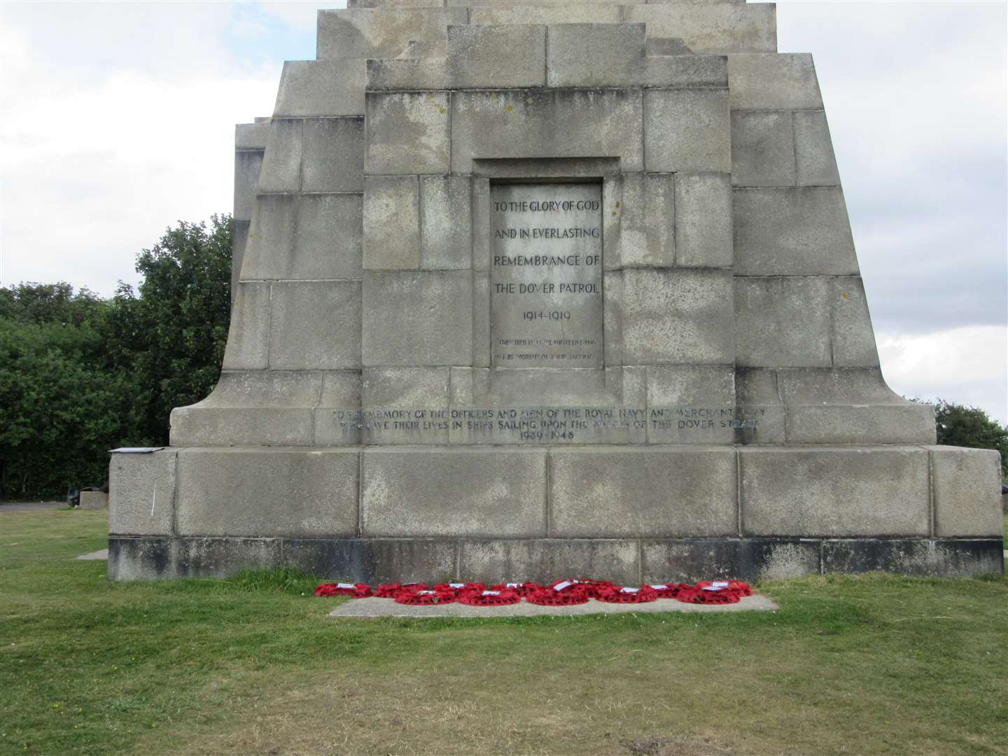 12 wreaths were laid at the Dover Patrol