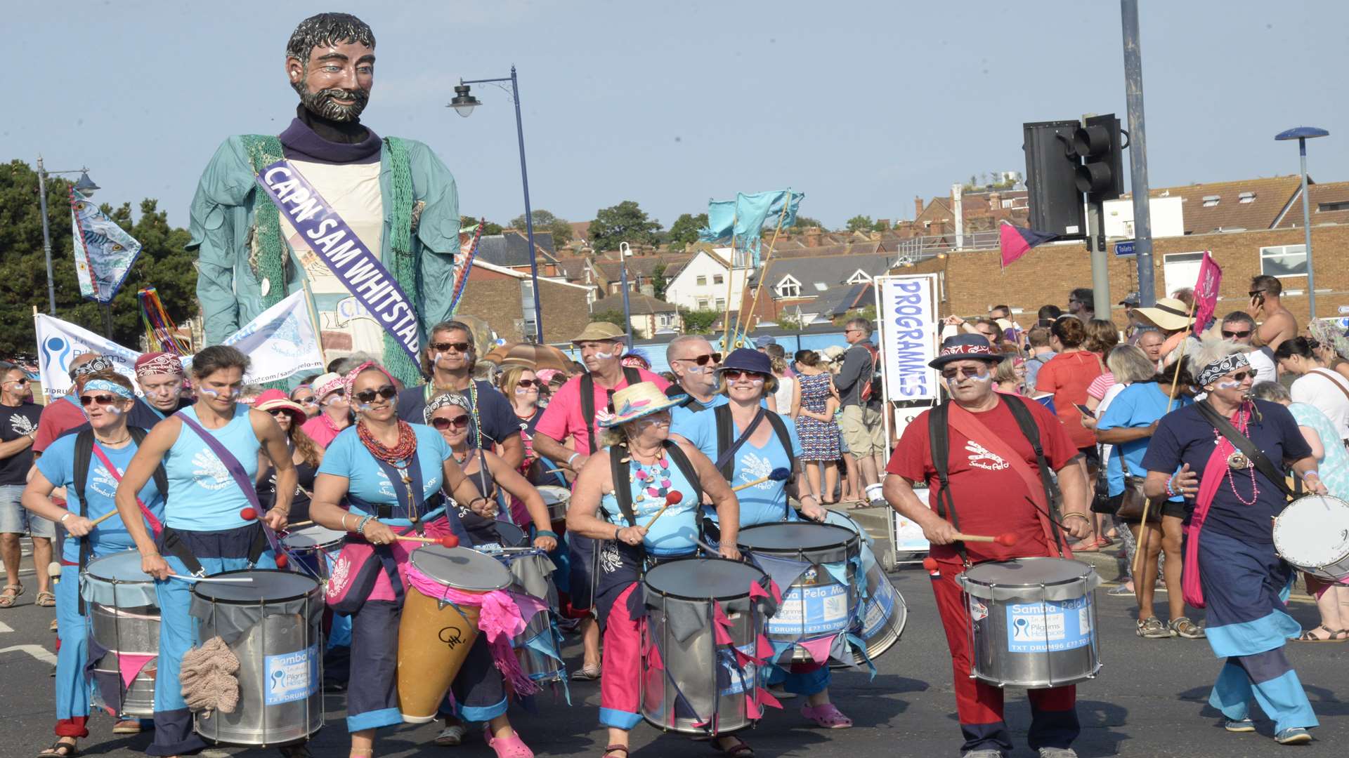 Samba Pelo Mar perform at Whitstable Oyster Festival