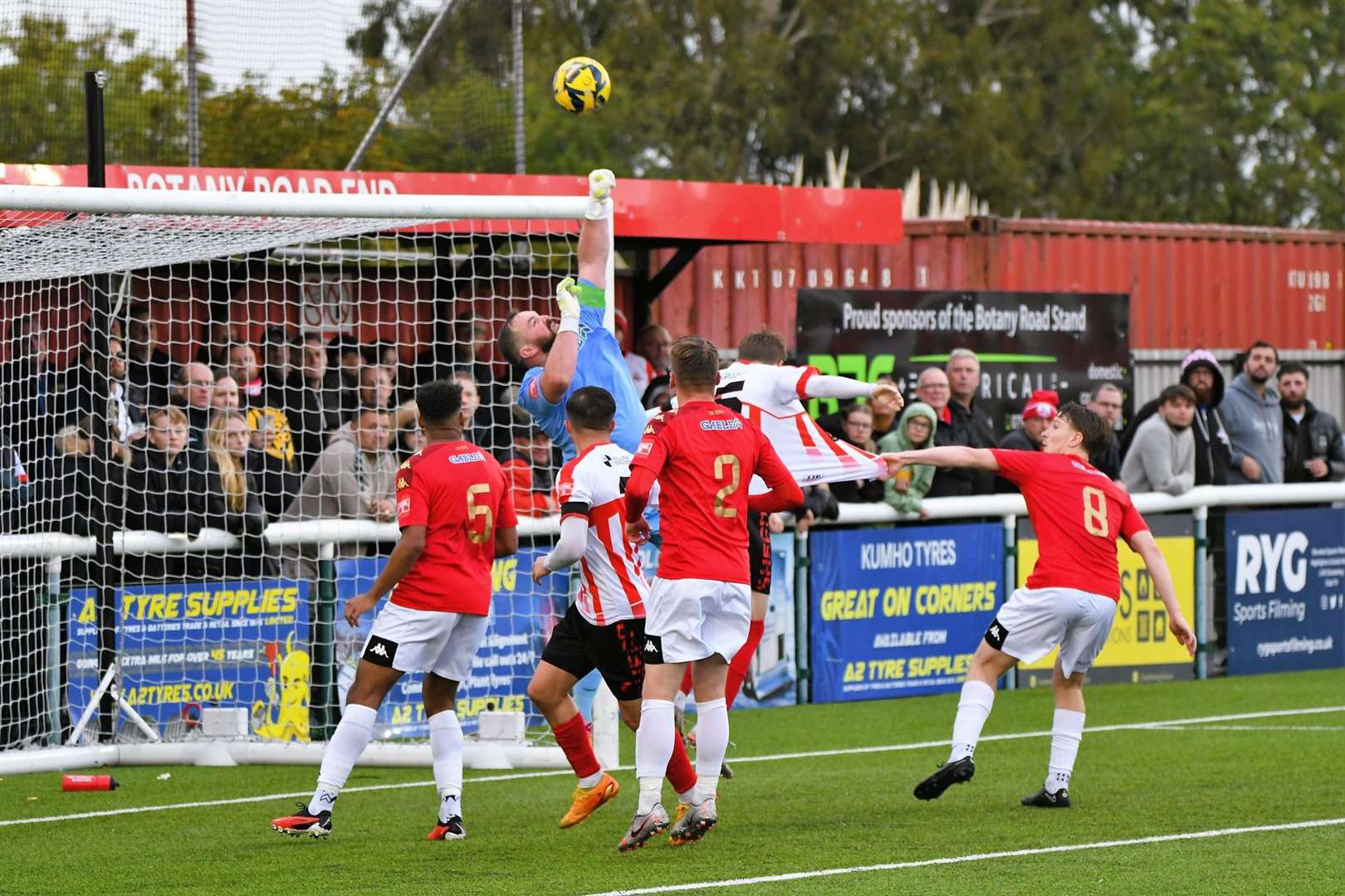 Sheppey put Horndean keeper Cameron Scott under pressure during Saturday’s league clash Picture: Marc Richards