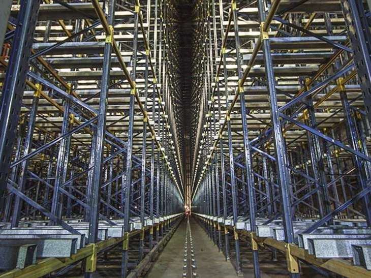 At 28 metres high and 100 metres long the storage room could hold up to 10,000 tonnes of paper. Picture: www.28dayslater.co.uk