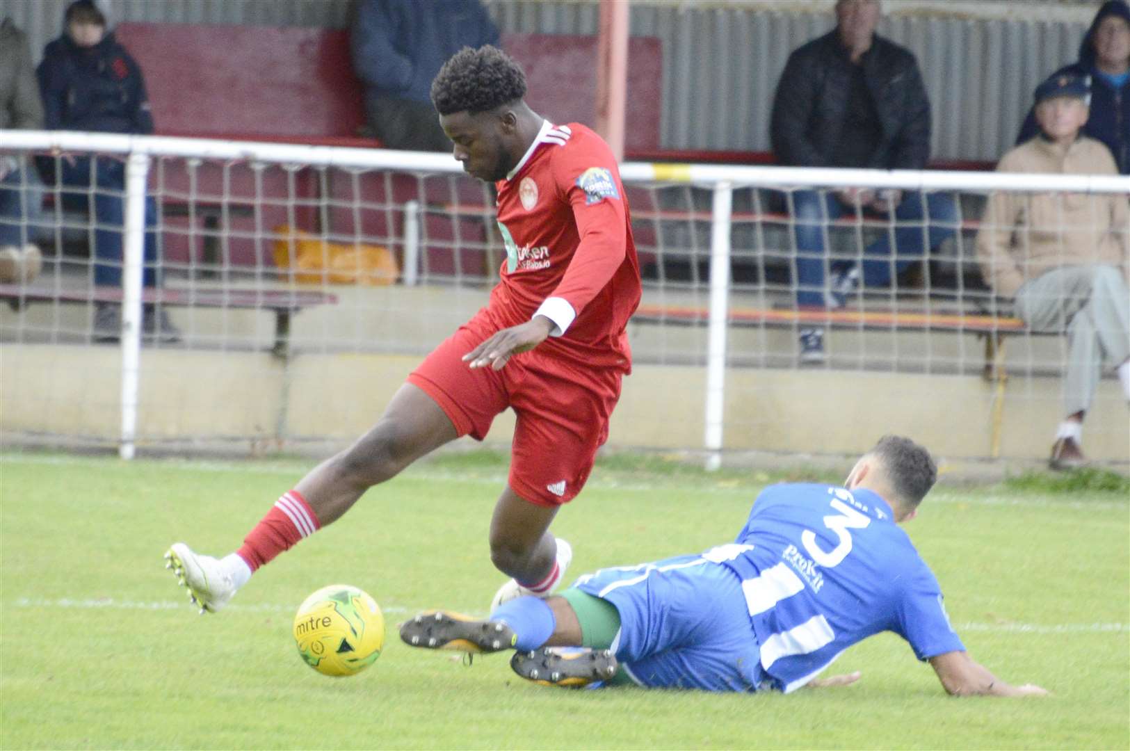 Junior Aikhionbare on the attack for Hythe Town Picture: Paul Amos