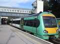 Southern Rail staff to ballot for strike action 