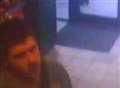 Police hunt handbag thief