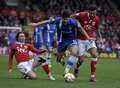 Gills frustrate League 1 leaders