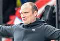 Feeney quits as Welling boss