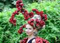 Presenter wears 'largest hat in Ascot history' 