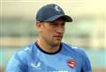 Kent collapse before hosts tighten screw