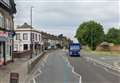 Teen robbed at knifepoint on High Street