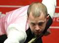 Hawkins takes one-frame lead after slow start at the Crucible