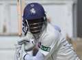 Kent settle for draw despite late push