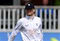 Kent struggle on opening day against Essex