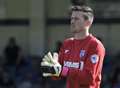 Gills boss wants keeper battle