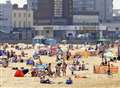 Kent basks in temperatures of 32C