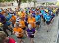 Thousands run the Medway Mile