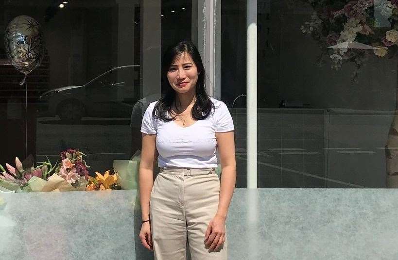 Nail Expert manager Huong Dong (14190067)