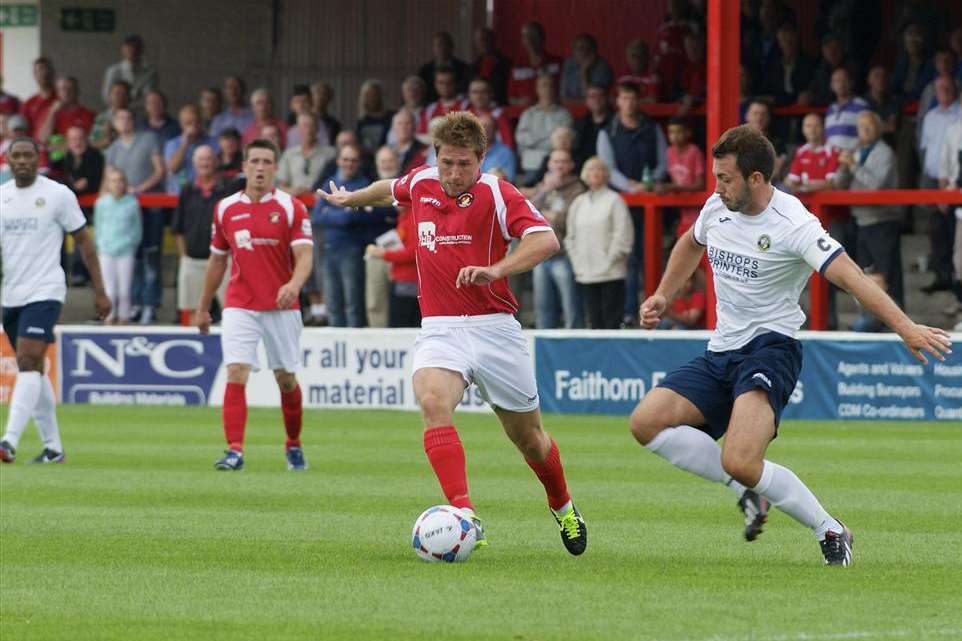 Stacy Long in action against Havant & Waterlooville (Pic: Andy Payton)