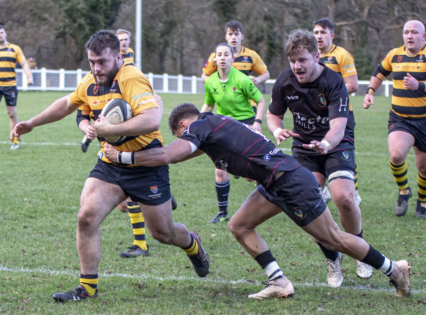 Canterbury try to escape Rochford clutches. Picture: Phillipa Hilton