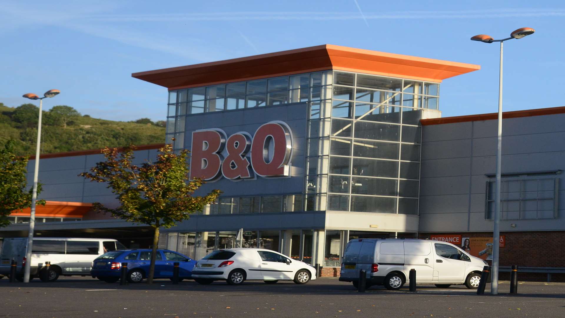 B&Q in the Park Farm Industrial Estate, Folkestone Picture: Gary Browne