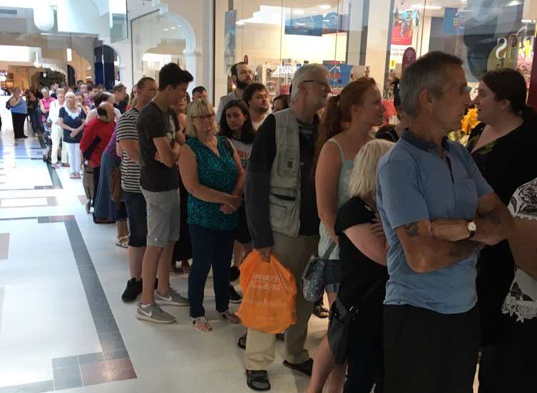 Queues for the new Wilko store in Tunbridge Wells. Photo by Robin Lassiter