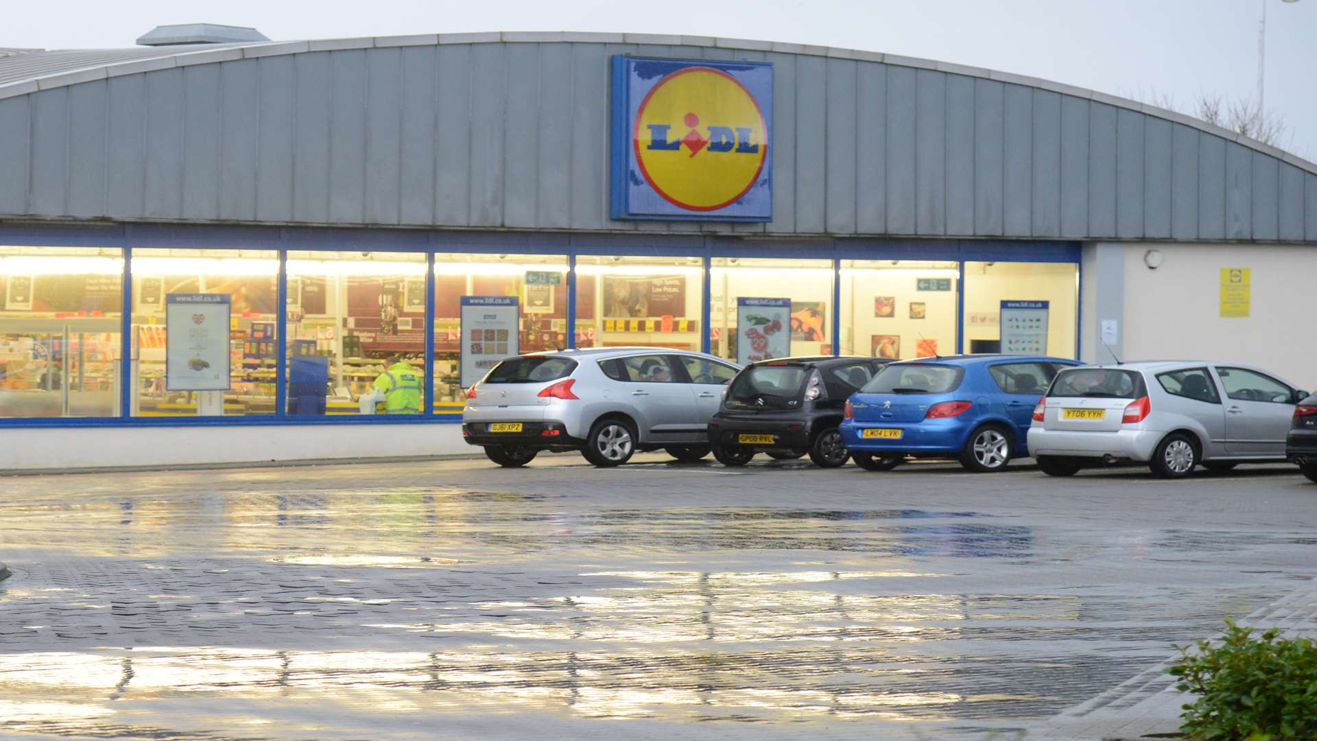 Lidl in Hawkinge as it is seen now