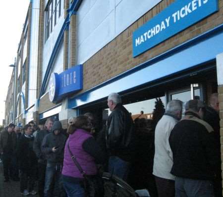 Gills queue