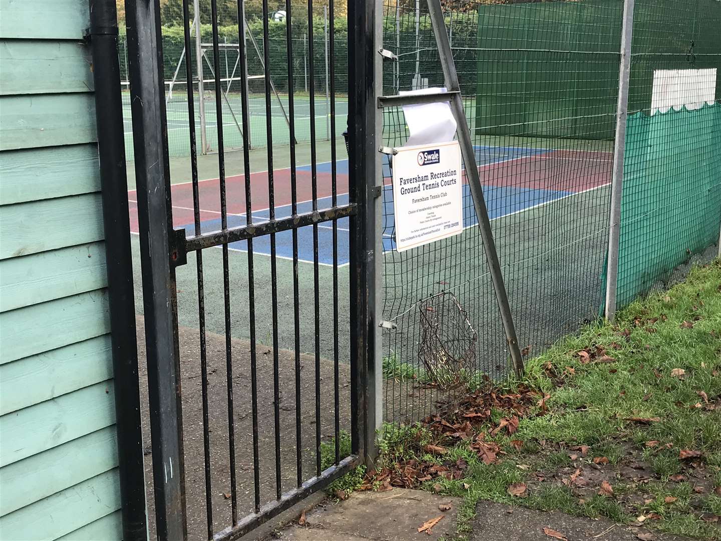 Faversham Tennis Club has revealed plans to chop down a tree to make way for a new court