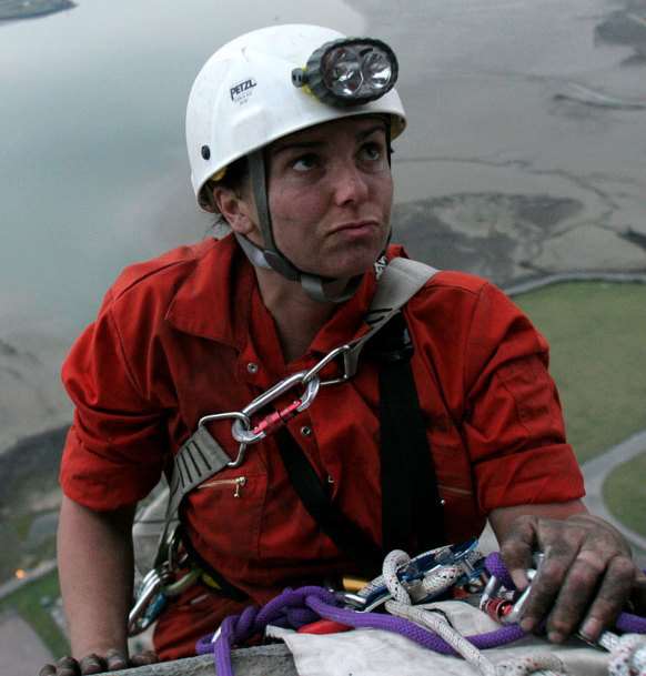 Greenpeace activists snuck into the Kingsnorth coal plant (1258242)