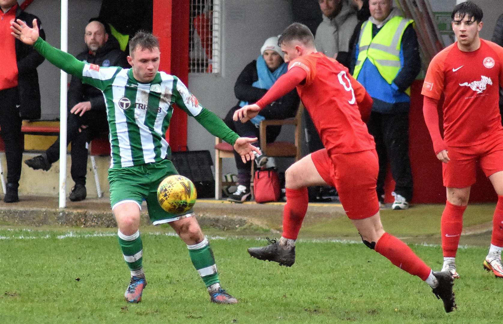 Tom Walmsley attempts to drive forward. Picture: Randolph File