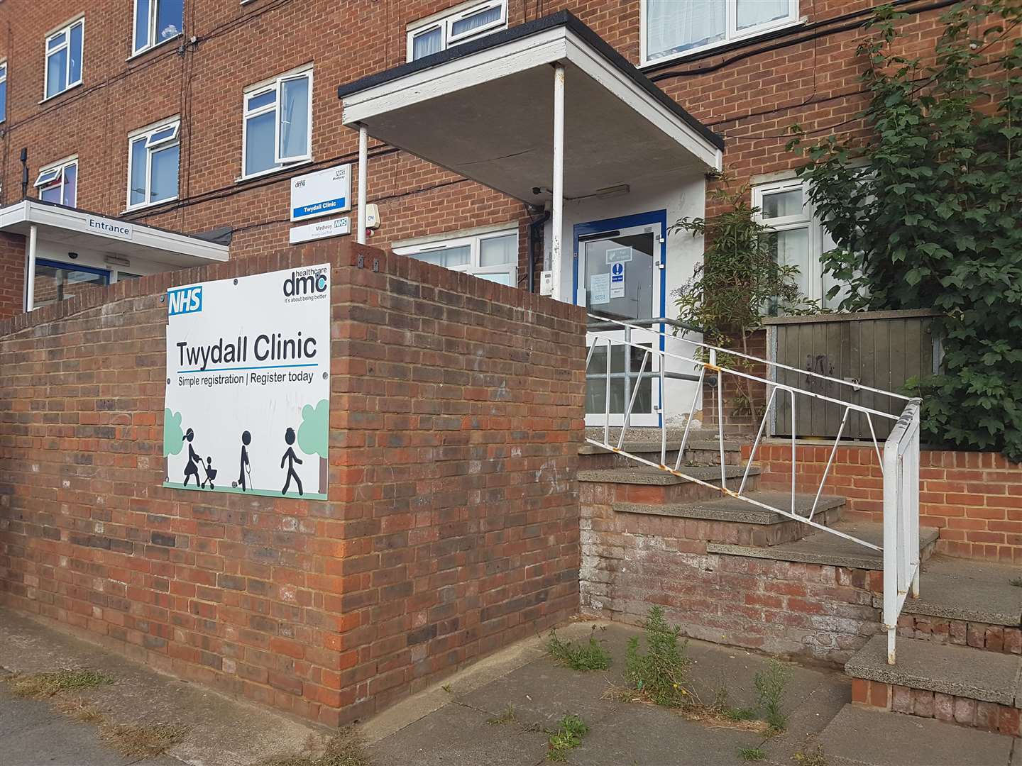 DMC Branch Surgery Twydall, Twydall Green (3497600)