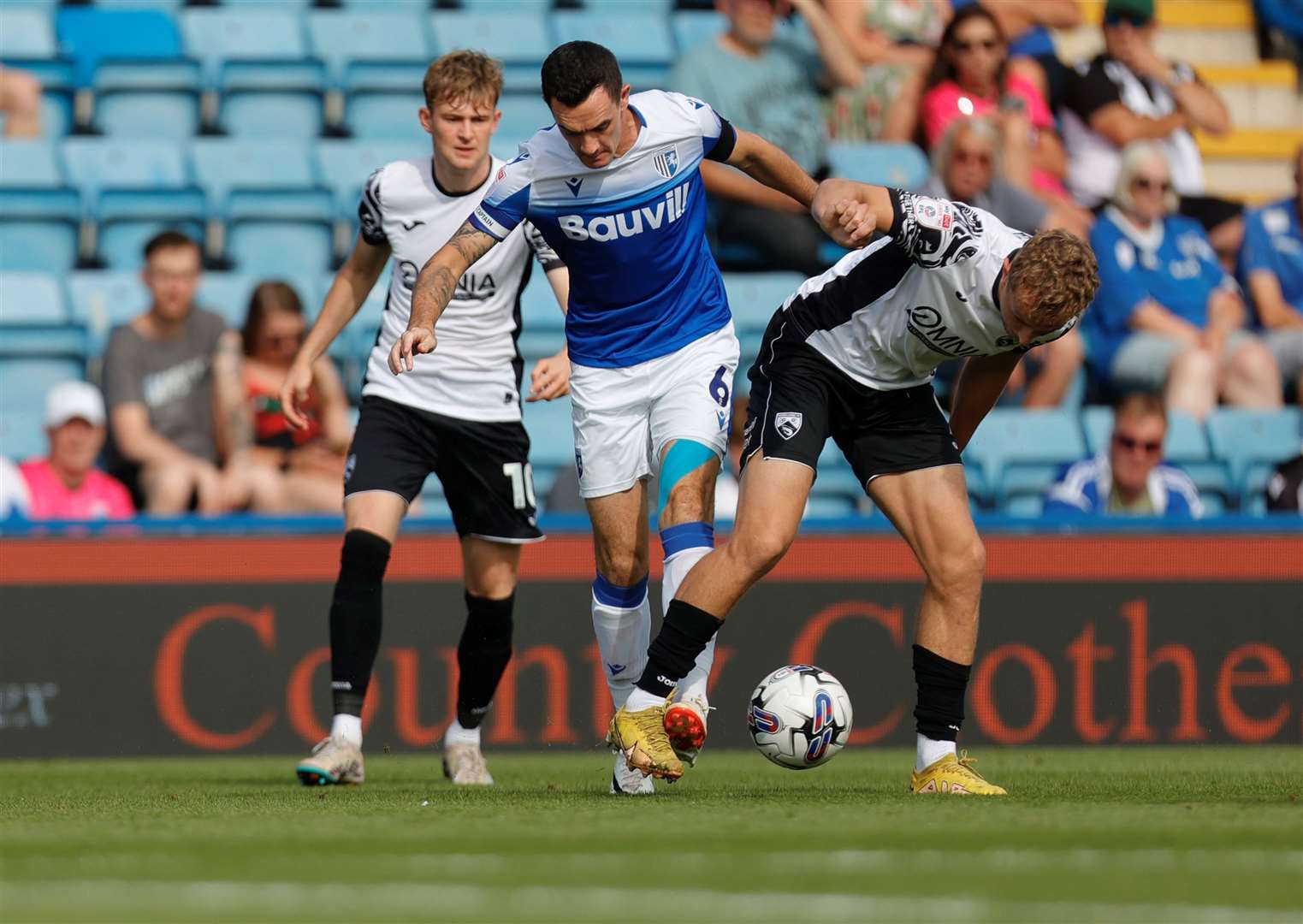 Captain Shaun Williams in action for the Gills Picture: @Julian_KPI