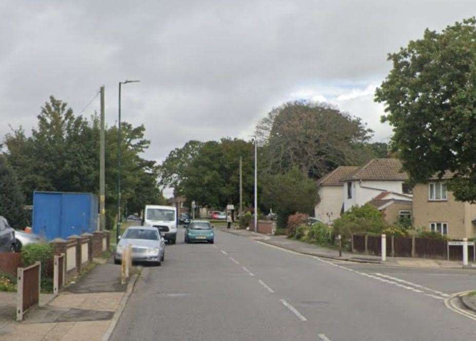 The vehicle stopped in Walderslade Road and the occupants left on foot. Picture: Google