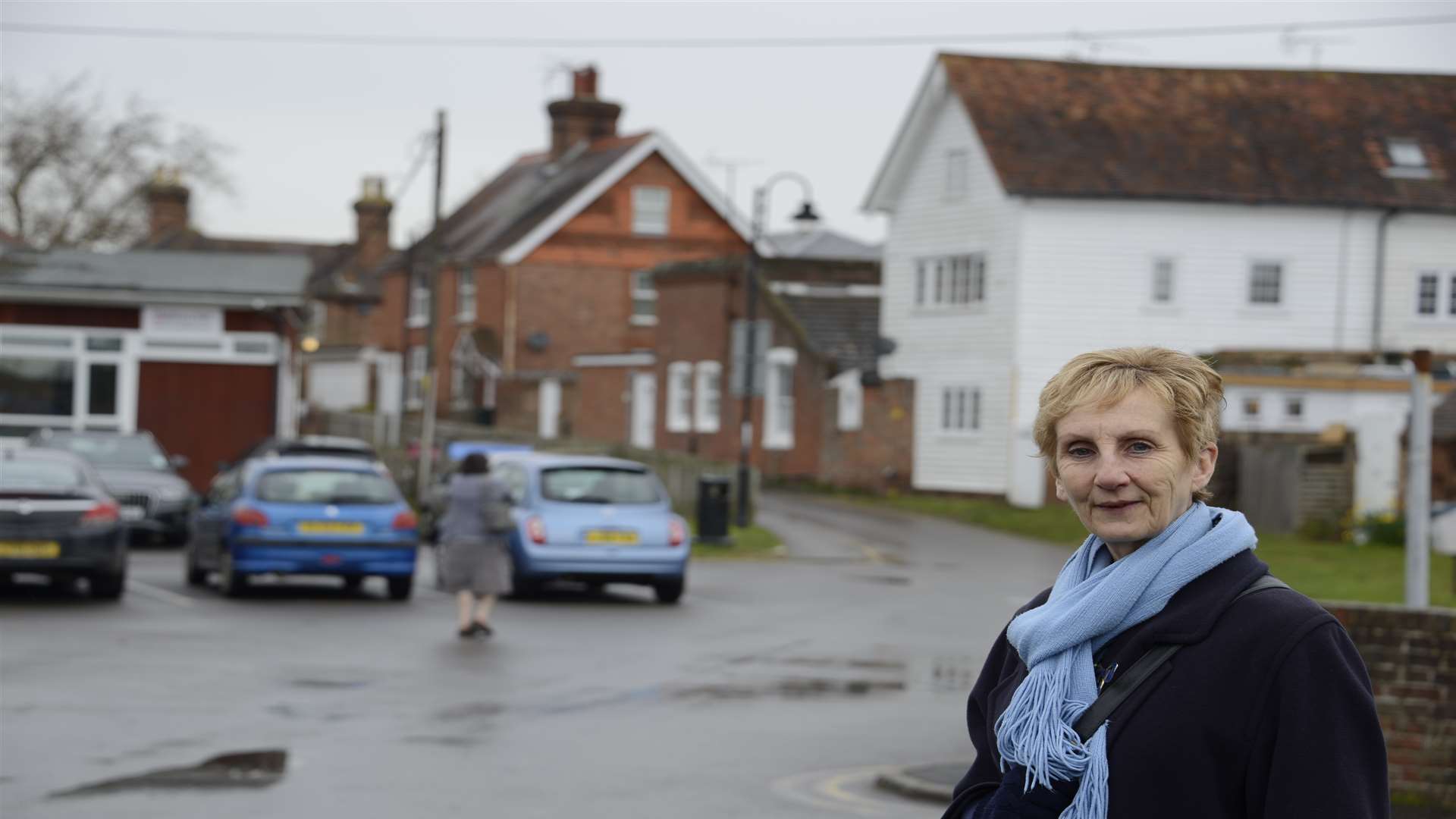 Reporter Tricia Jamieson in Ed Milband pose in Tenterden