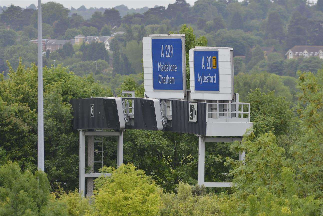 Drivers faced with delays after M20 crash.