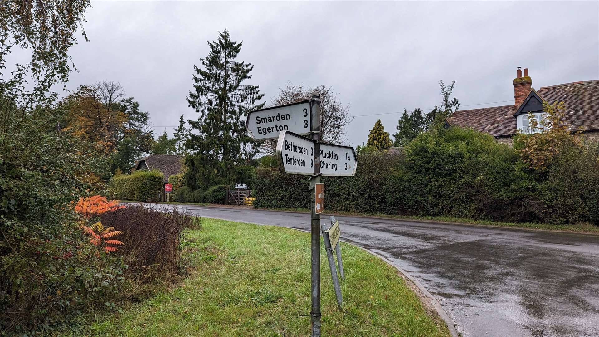 We took a walk out to Kent’s most-haunted village