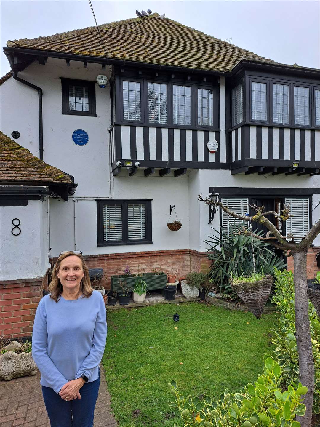 Marianne Abel outside her London Road, Ramsgate home with plaque to Dad’s Army actor, John Le Mursier