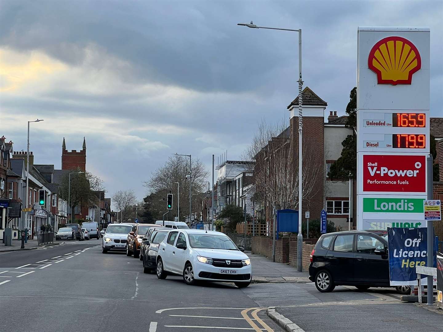 There are queues outside the Shell garage in Cheriton, near Folkestone. Photo: Barry Goodwin