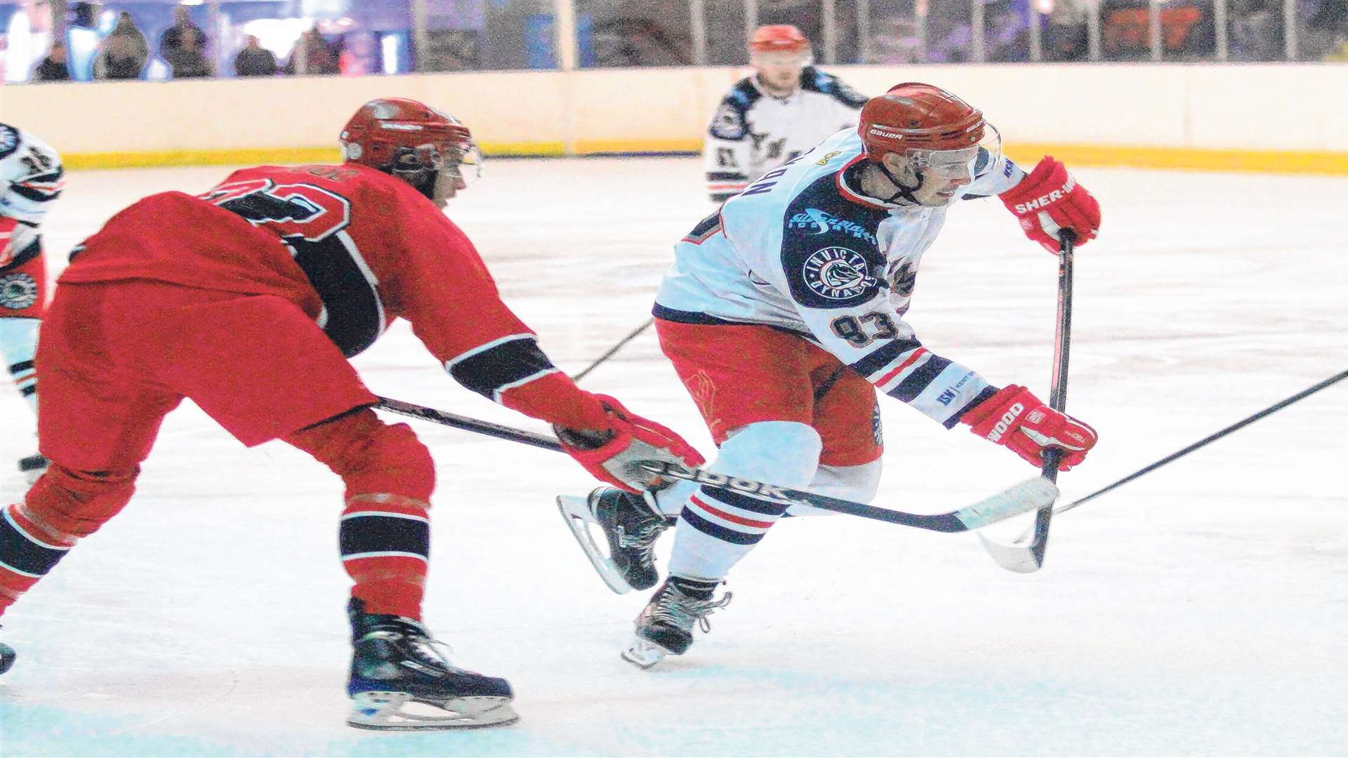 Steve Osman in action for Invicta against Streatham Redskins Picture: David Trevallion