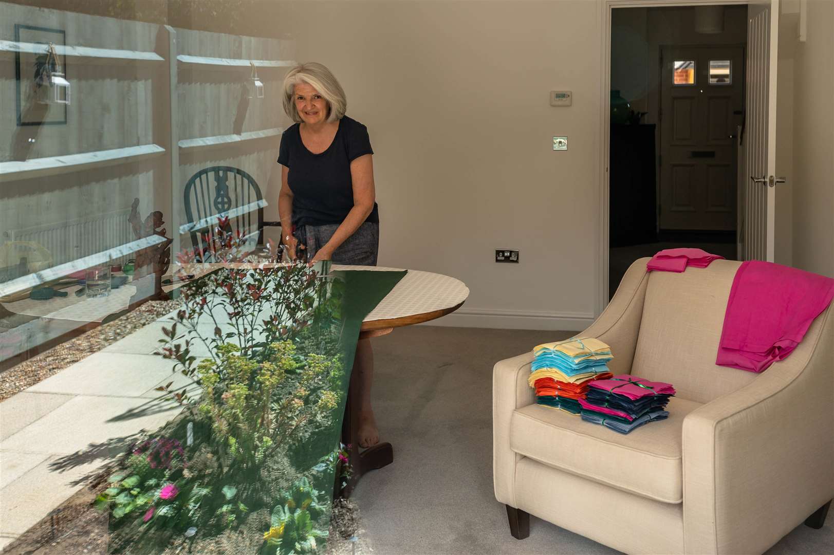 PPE Tenterden volunteer Annabel Welch. Photo: Helen Batt/ @helenbattphoto [IG]