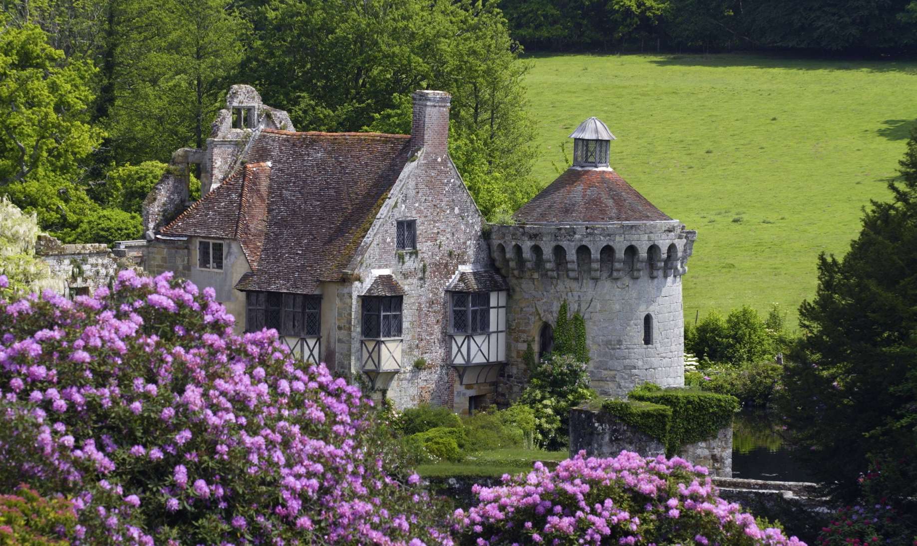 The National Trust's Scotney Castle