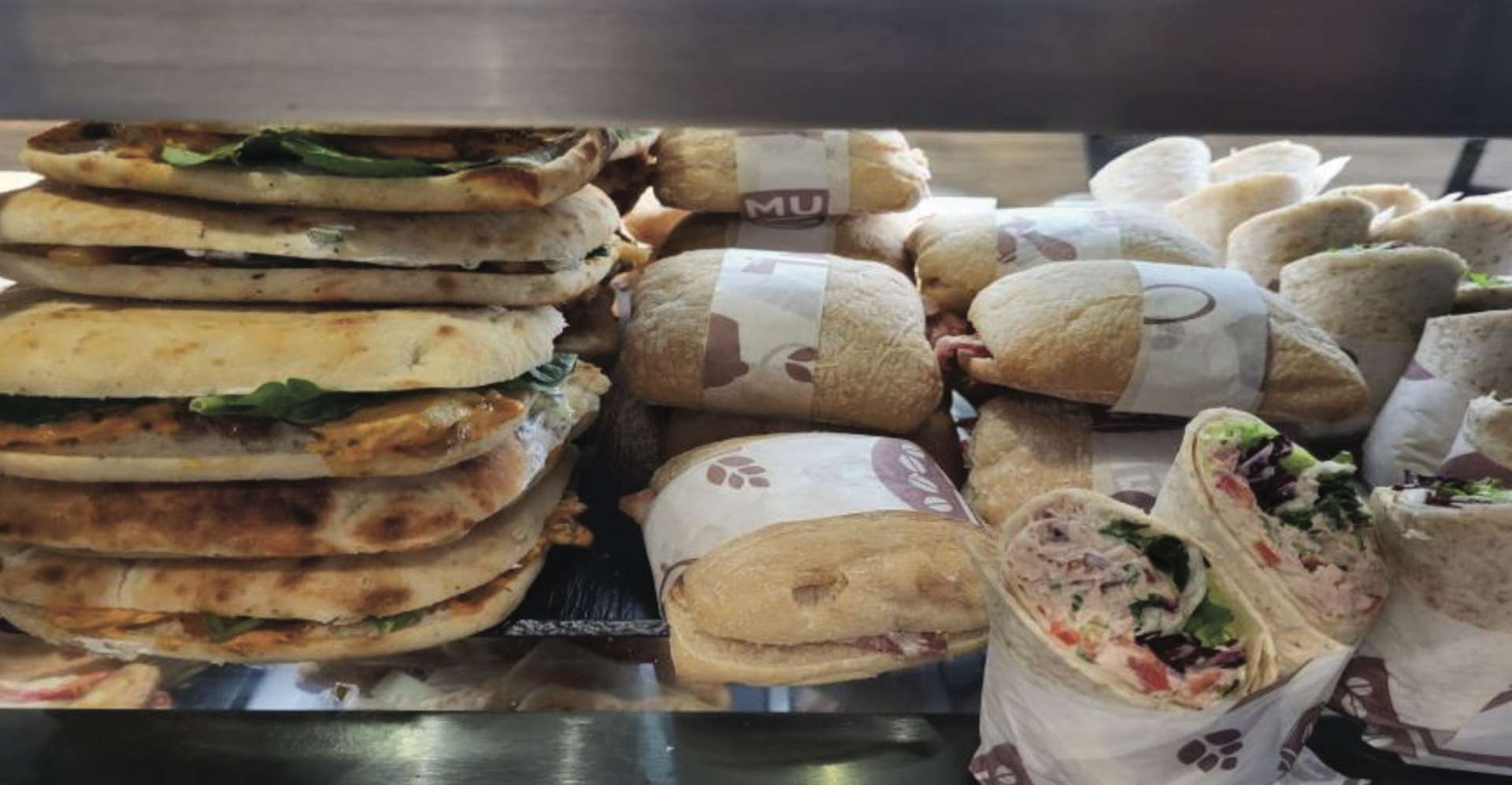 Muffin Break in Fremlin Walk, Maidstone, was criticised for a potential cross contamination risk as its food was too close together