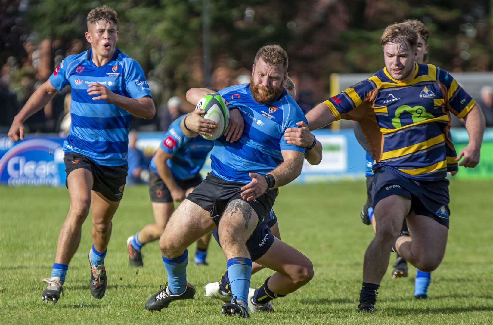 Aaron Cooper stands his ground against Worthing Raiders. Picture: Phillipa Hilton